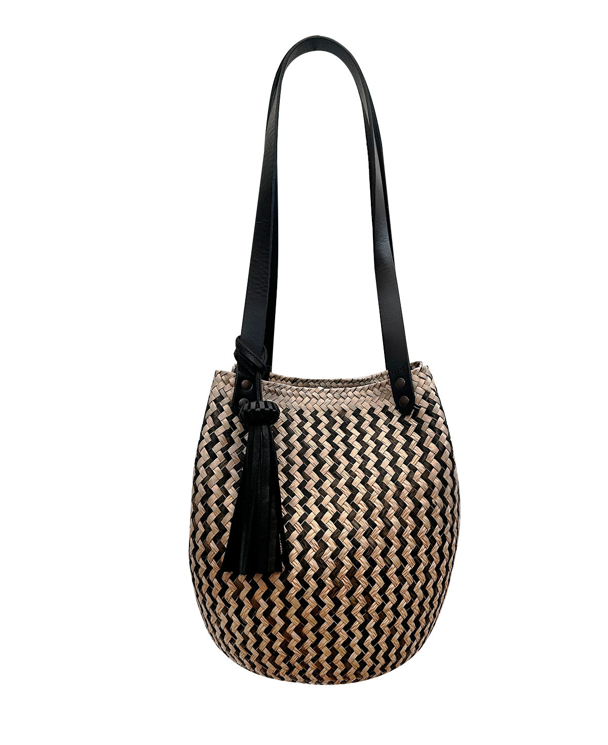 Products Lolita black leather bucket bag / black zigzag hand woven palm